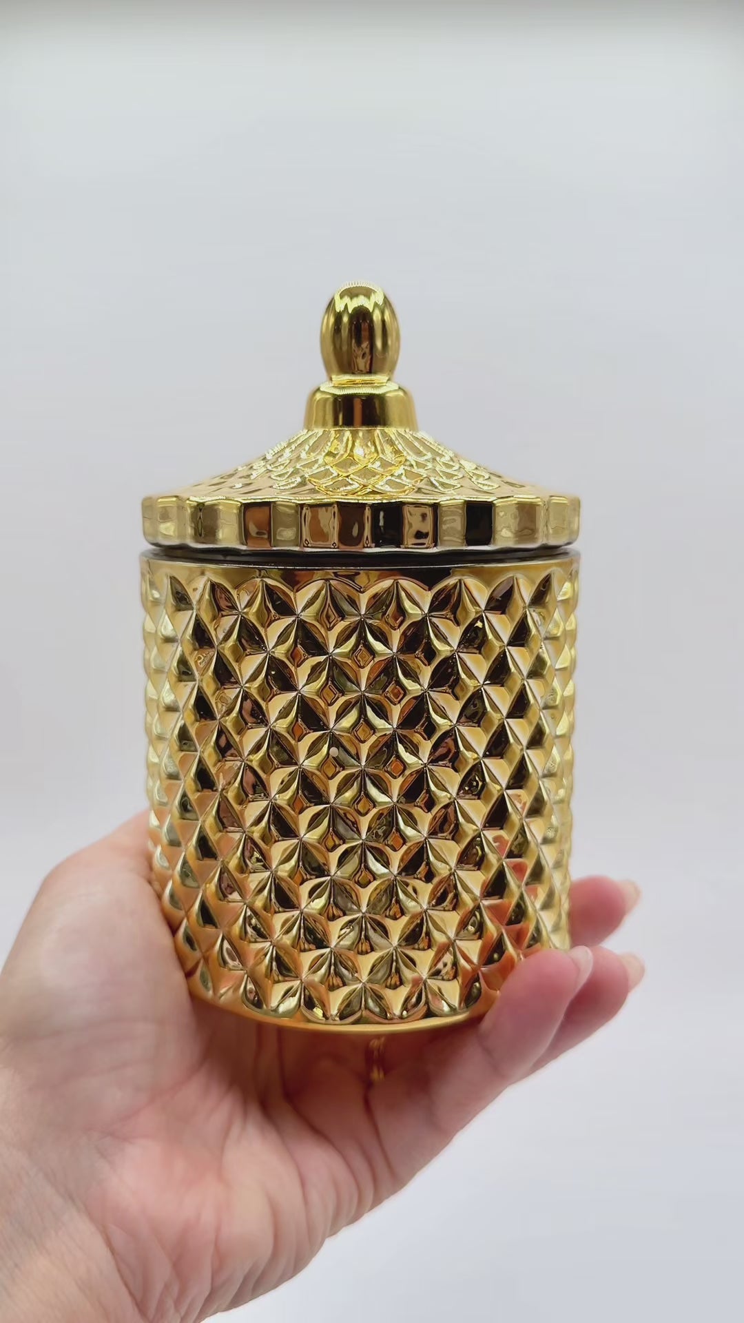 metallic gold candle vessel