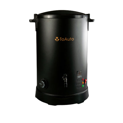 Large wax melting tank for professional candle making with dispensing valve