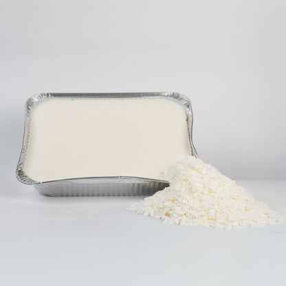 Candle wax formulated for silicone molds with smooth finish