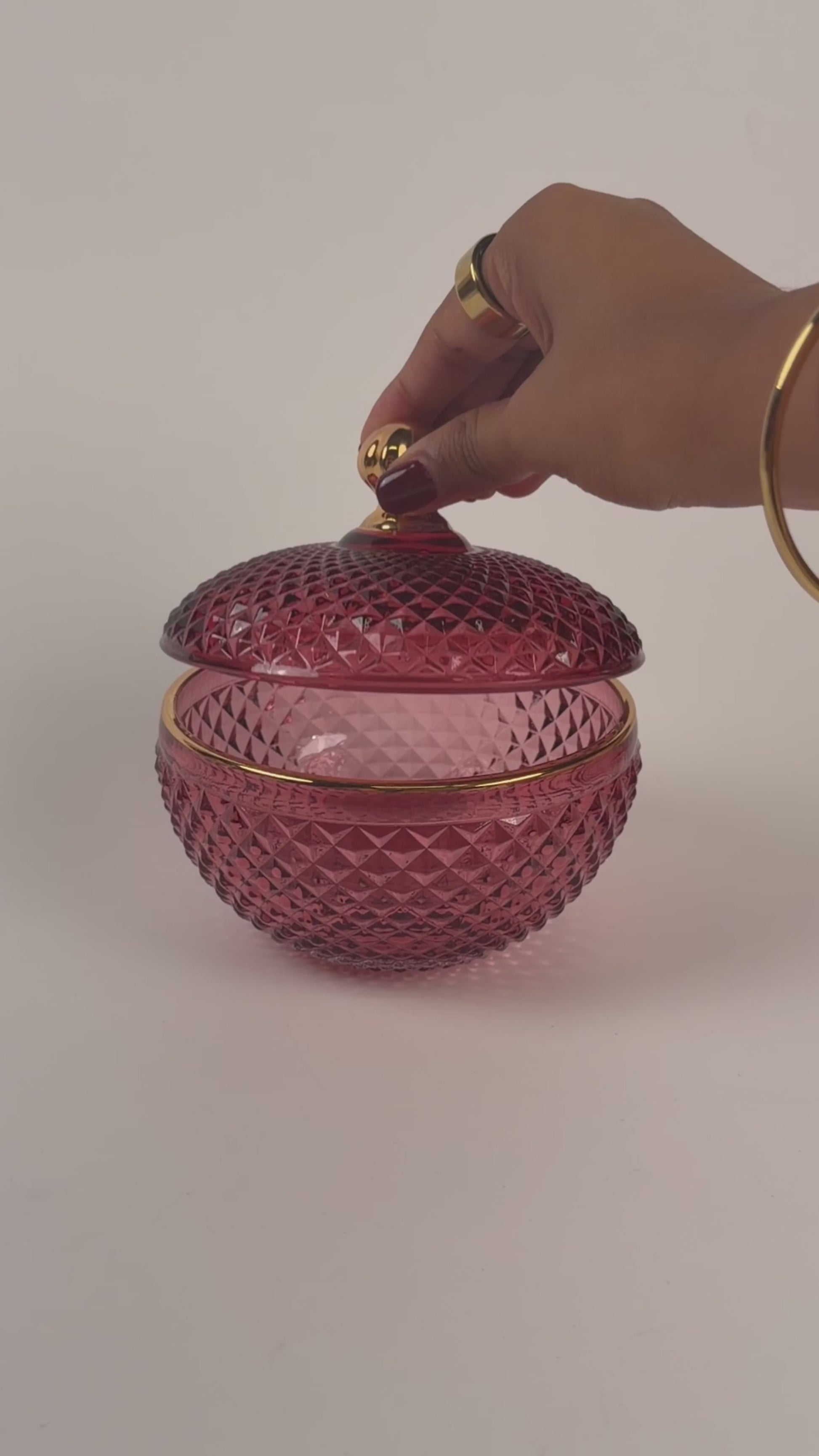 10 oz. Large Vanity Ruby/Gold Candle Vessel