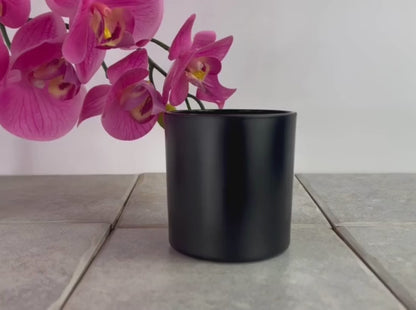 Monticiano Matte Black Candle Vessel