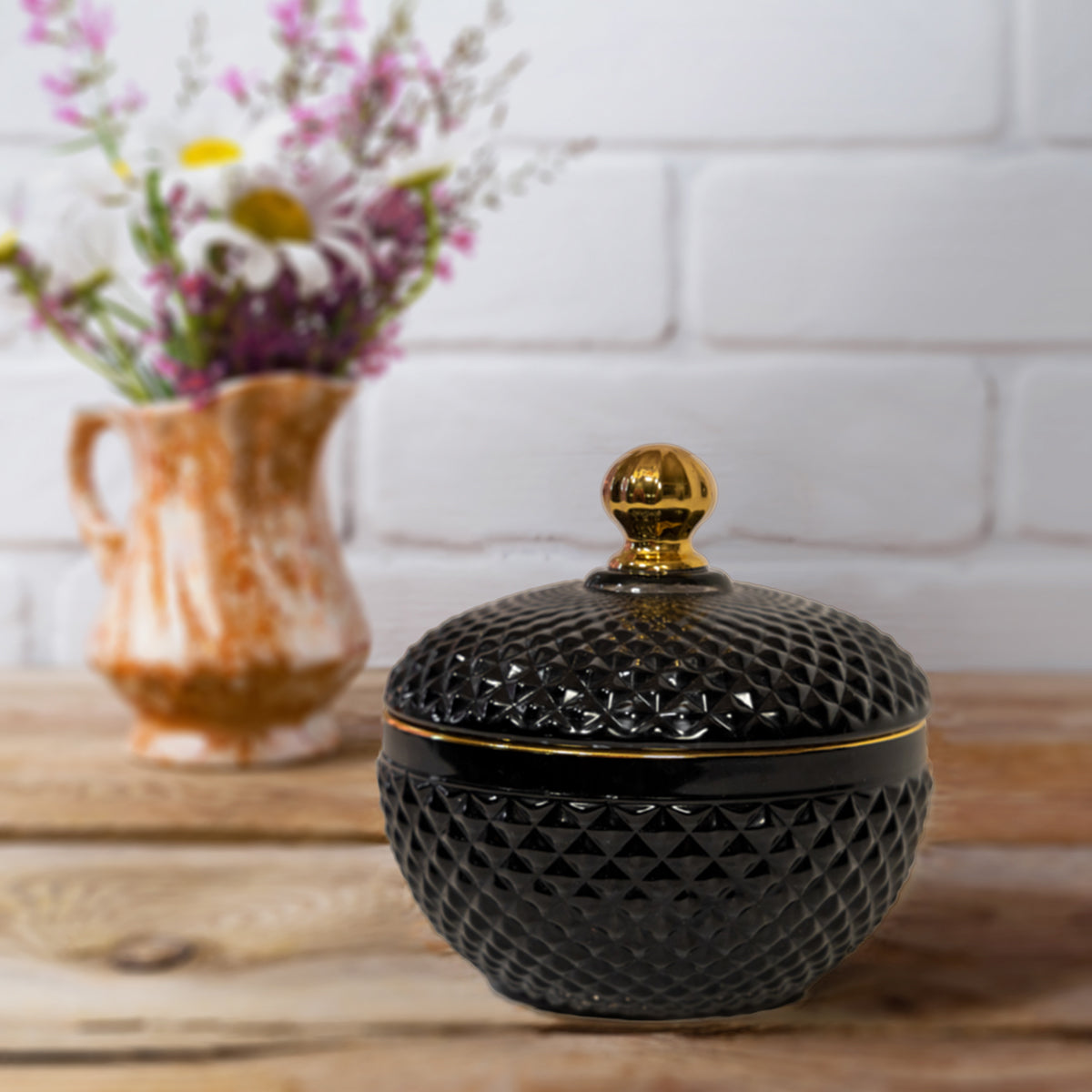 small vanity black candle jar with a lid